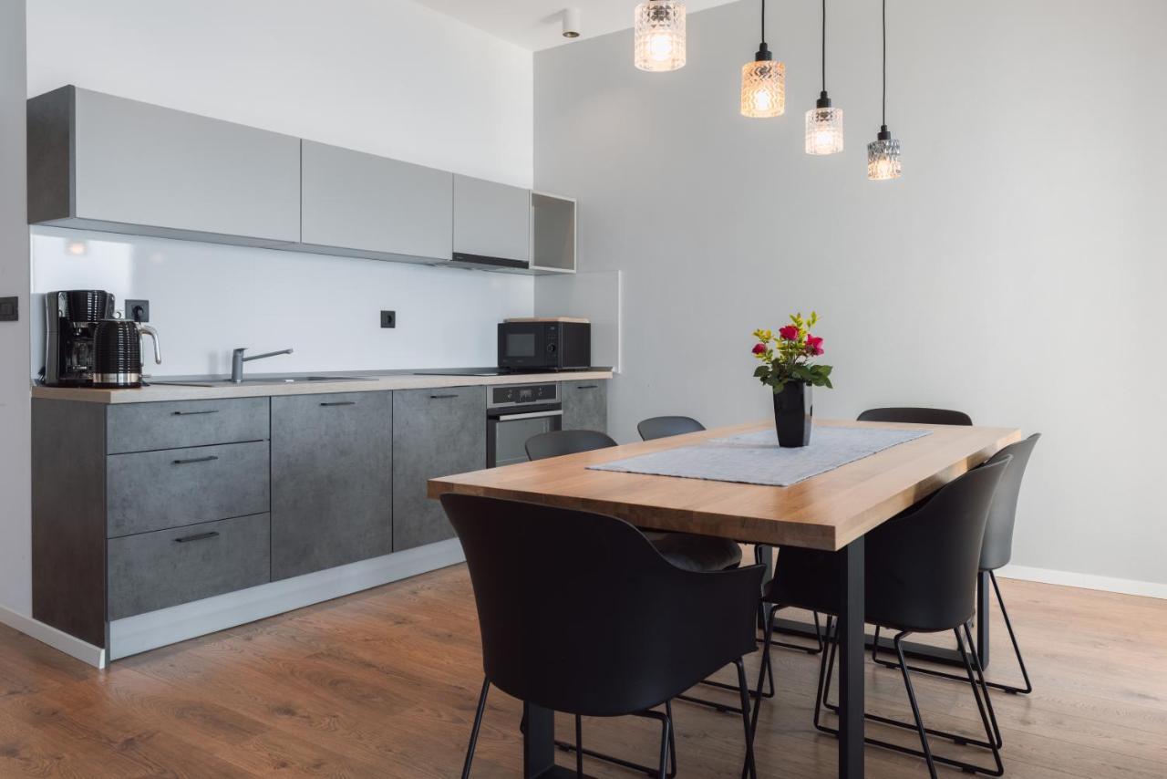 Apartmani Stipe Brela Zewnętrze zdjęcie